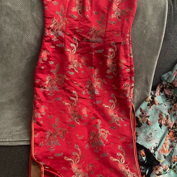 Beautiful vintage Chinese girl dress - Picture 2 of 2